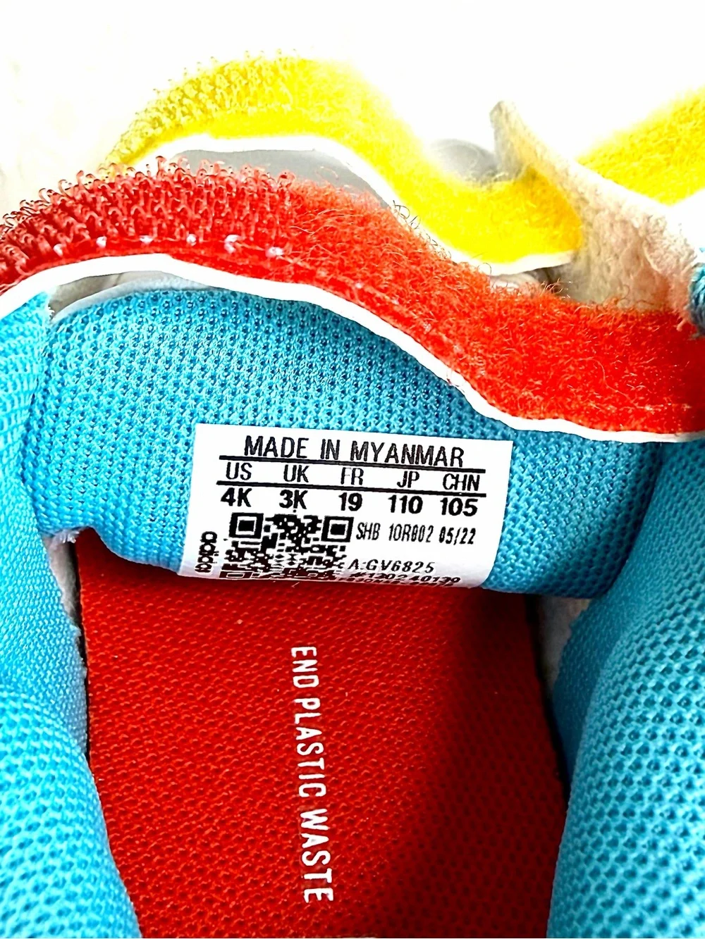 Adidas Baby Girls Advantage Court Hook & Loop ‘J’ Rainbow Shoes